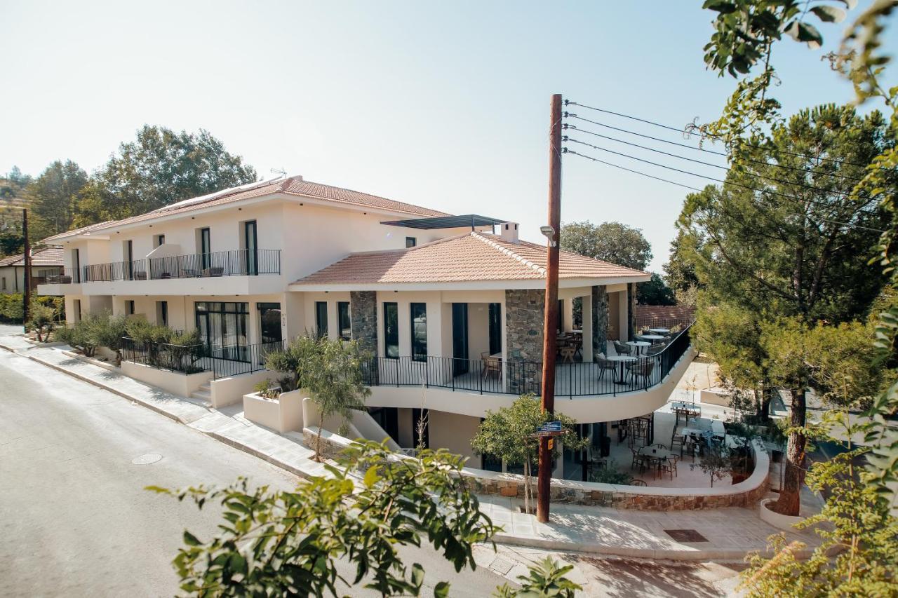 Thymises Boutique Hotel Kakopetria Esterno foto